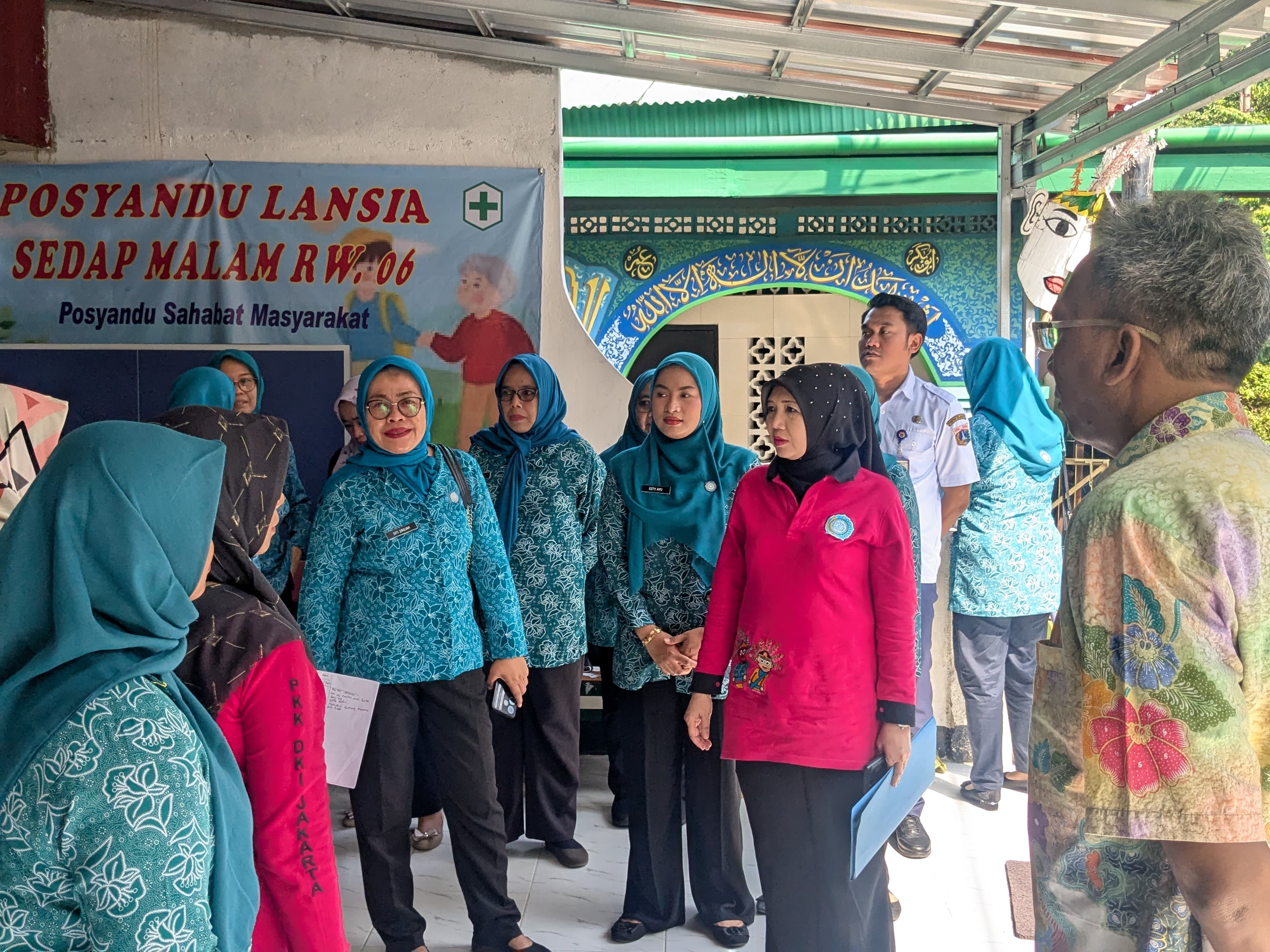Pemantauan Bank Sampah Melati Berkarya oleh Ibu Sekko Jakarta Pusat